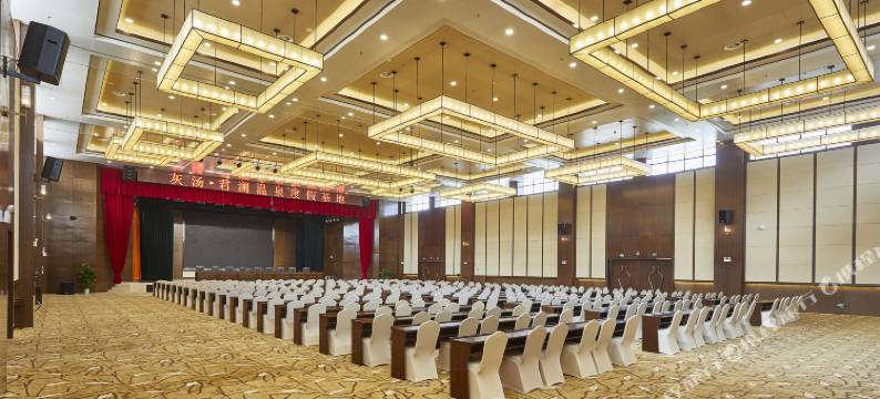 宁乡灰汤职疗温泉度假基地图片