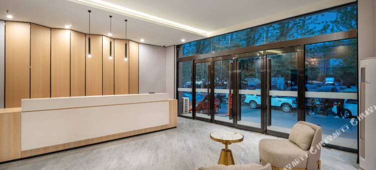 乐桔酒店(新郑龙湖升达大学商业广场店)图片