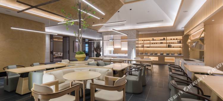 建国璞隐酒店(杭州钱江新城庆春广场地铁站店)图片