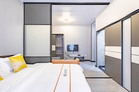 云舒逸居公寓(清晖园大良钟楼地铁站店)