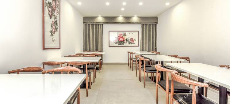 柏曼酒店(珠海明珠轻轨站天虹商场店)图片