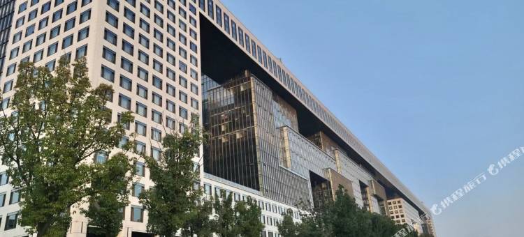 简洛澜山酒店(武汉光谷科技会展中心店)图片