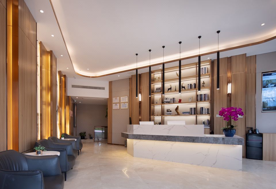  Hotel Overview