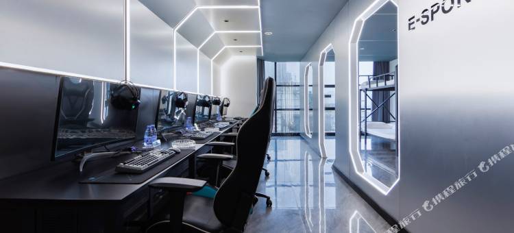 美美智能影院酒店(岳阳火车站步行街店)图片