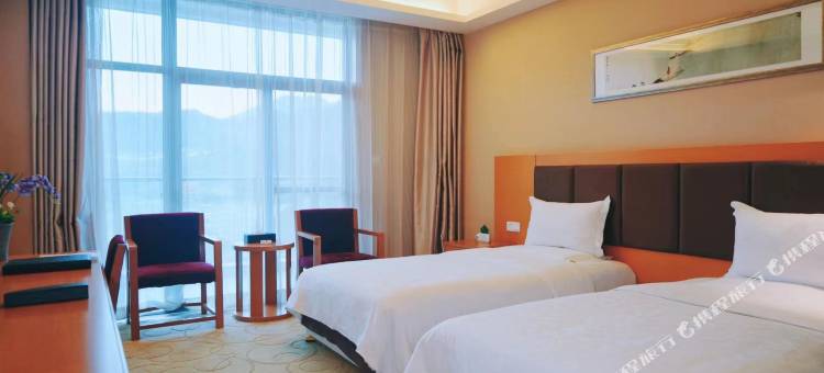 岚皋南宫山大酒店图片