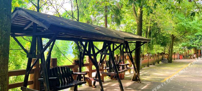 邛崃梨园山庄图片