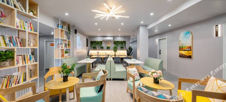 迷家青年酒店(上海虹桥漕河泾店)图片