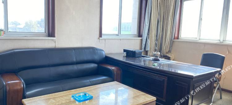 迁安市沙河驿镇鑫明园酒店图片
