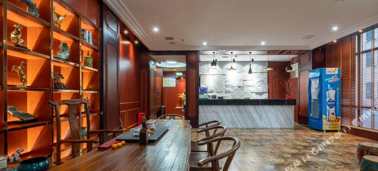 吉安•庐崚印象 WARMWELCOMFAMILYMOMEOW酒店(吉州区人民广场店)图片