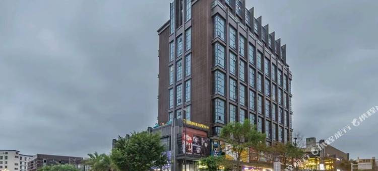莫柠morning影院民宿(龙王头沙滩店)图片