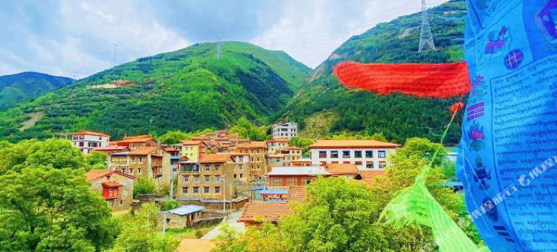 马尔康昌德勒民宿图片