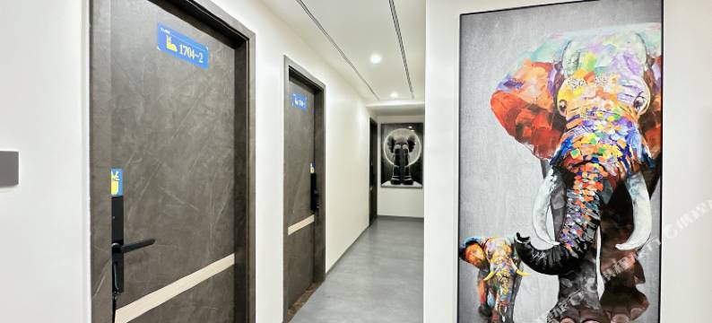 华人易居民宿(恩施意利时代店)图片