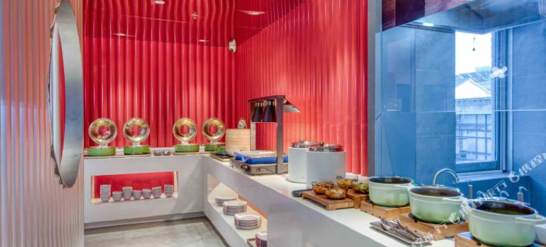 悦四季枫林酒店图片