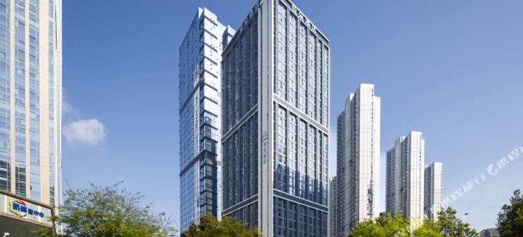 长沙滨江新城湖南金融中心亚朵酒店图片