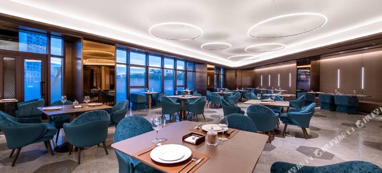 吐鲁番桔子水晶酒店图片