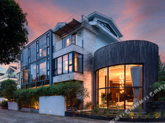 春澜秋墅民宿(桂林两江四湖象鼻山店)