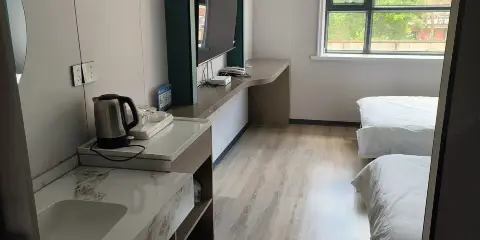 布爾津縣賈登峪大酒店
