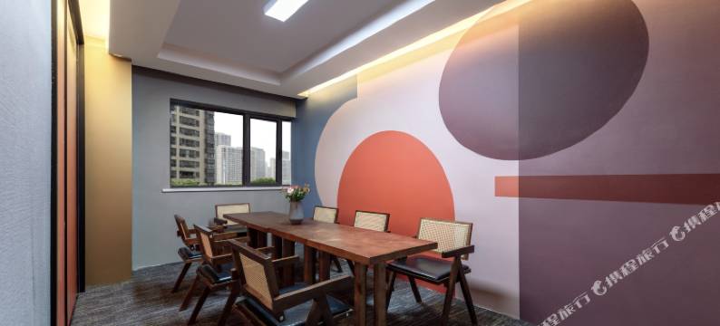 伊宁安觅酒店(万容广场店)图片