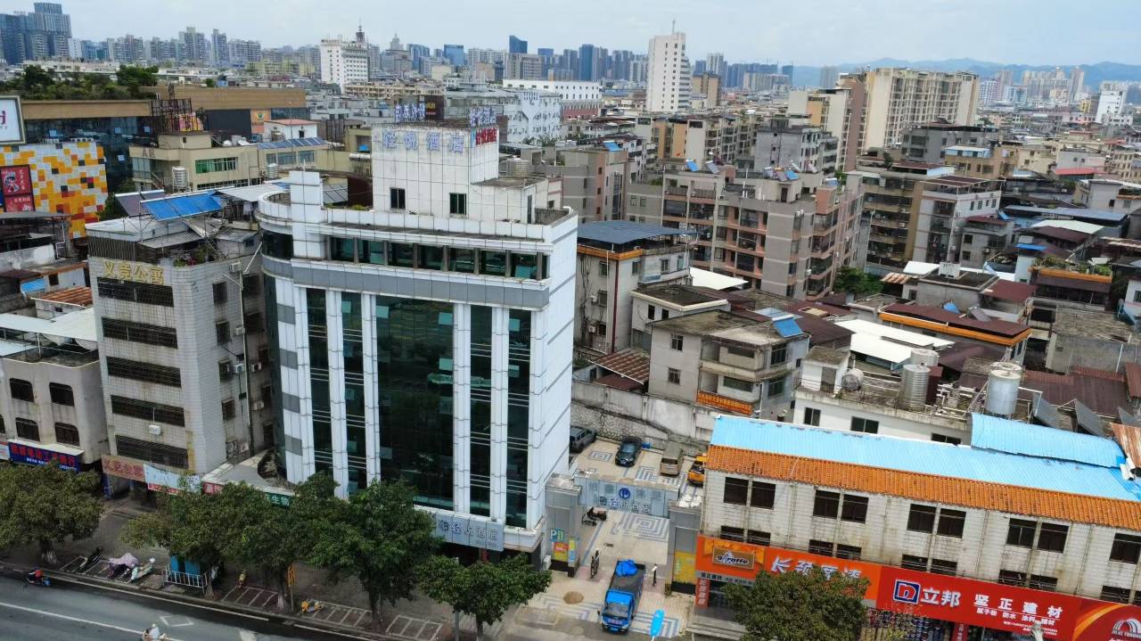 河源轻悦酒店(亚洲第一高喷泉店)图片