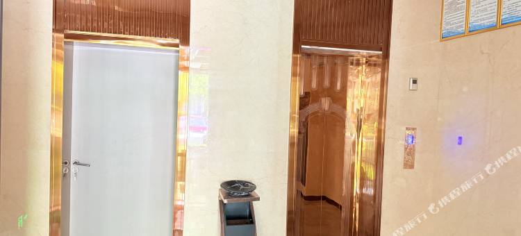 化隆东格酒店图片