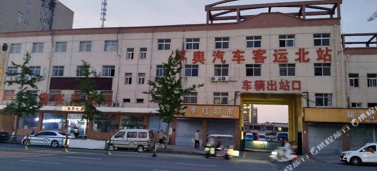 平舆智能轻奢酒店图片