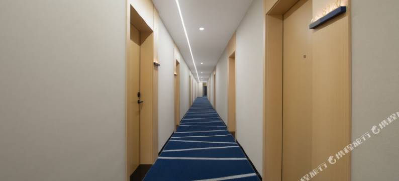 非繁云居酒店(扬州吾悦广场店)图片