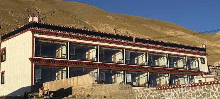 尼玛当惹雍措宝马旅馆图片