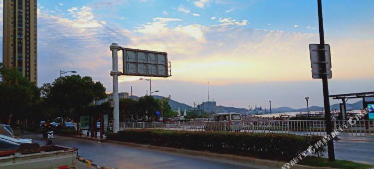 舟山华人易居无人酒店式公寓图片