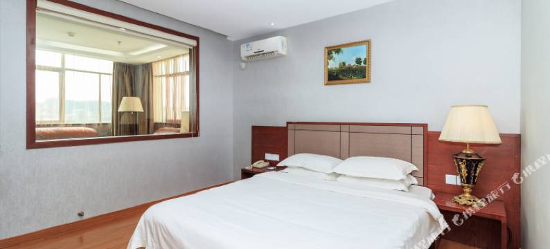 鸿翔商务酒店图片