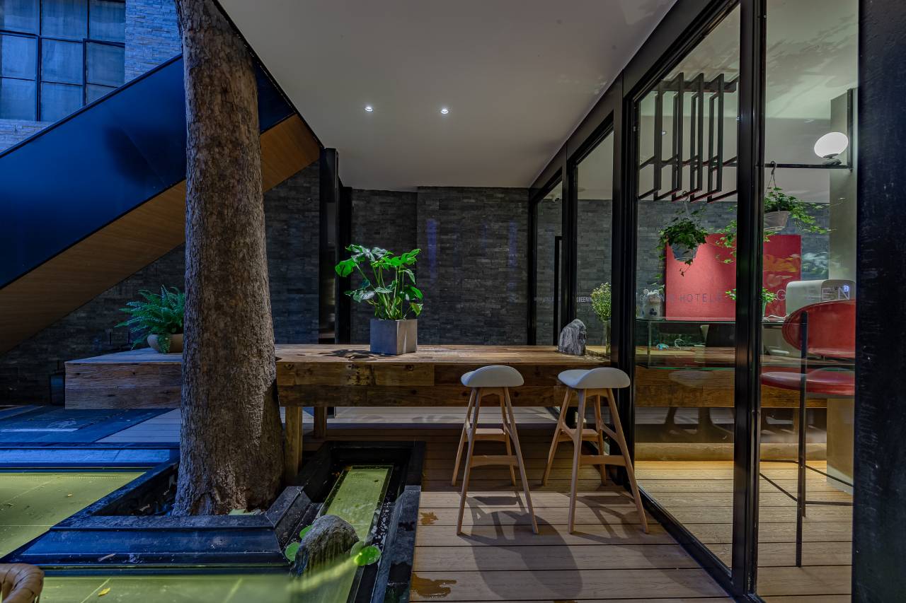 济南大明湖泉城广场漫亭花园酒店图片