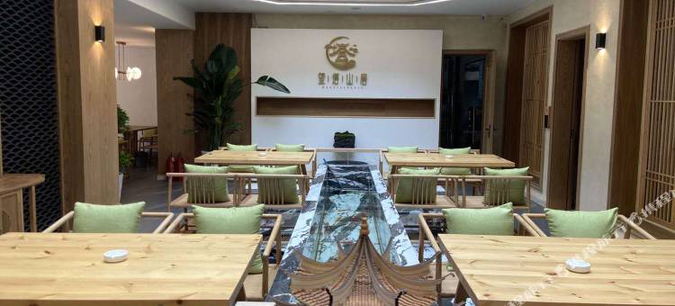 塔尔寺望塔山居酒店图片