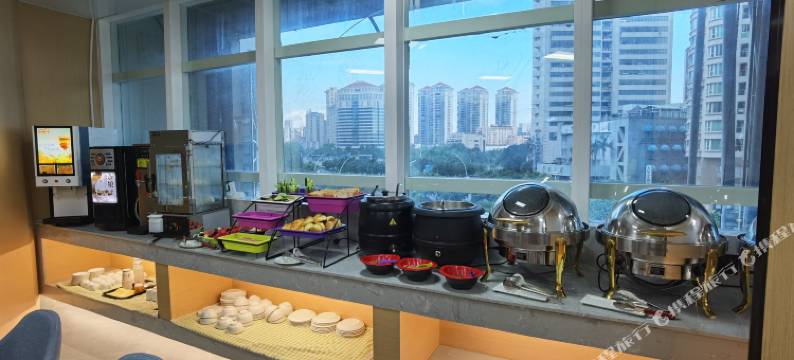 阿拉卓盈酒店(汕头万象城金砂东路店)图片