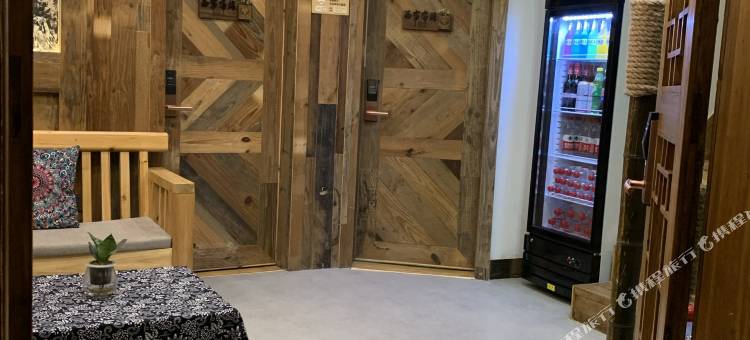 凤凰苗家客栈(古城虹桥店)图片