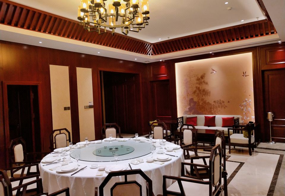 Blue Horizon Jun Hua Hotel (Guangrao Development Zone Management Committee) Hotel Overview