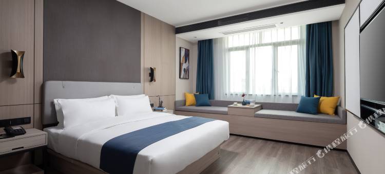 柏曼酒店(东方高铁站万达广场店)图片