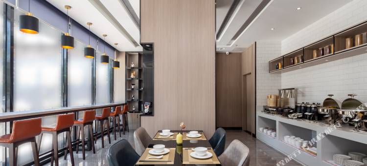 柏曼酒店(东方高铁站万达广场店)图片