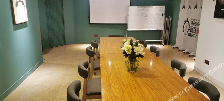 雷波林家园轻居酒店图片