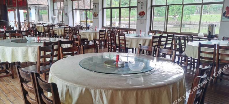 河源越王山紫霞山庄图片