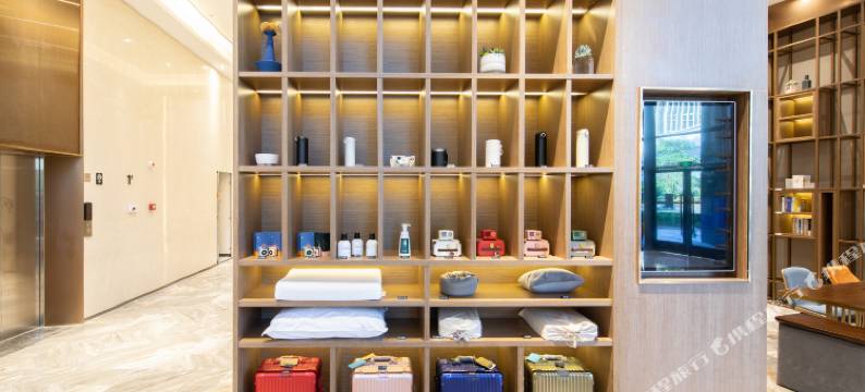 中山北站V-PARK广场亚朵酒店图片