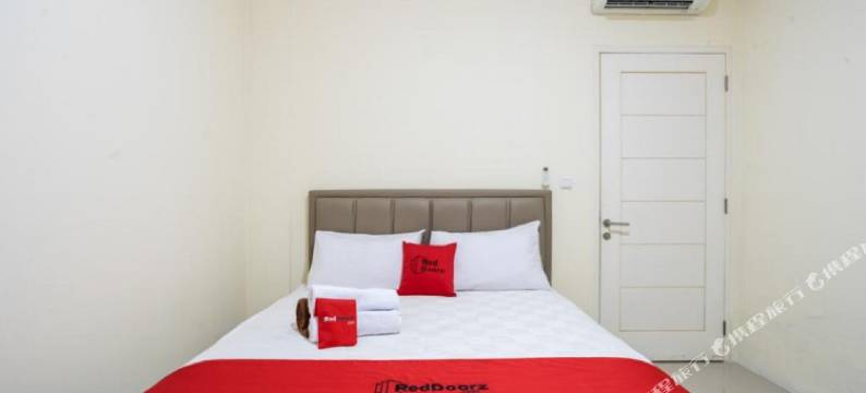 红门酒店-近西罗亚卡拉瓦奇(RedDoorz Plus near Siloam Karawaci)图片