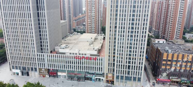 叶与晨电竞电影酒店(石家庄新石中路店)图片