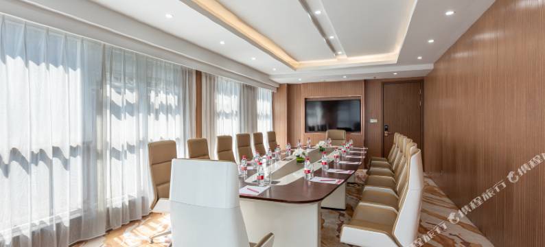 华美达酒店(武汉青山江滩店)图片