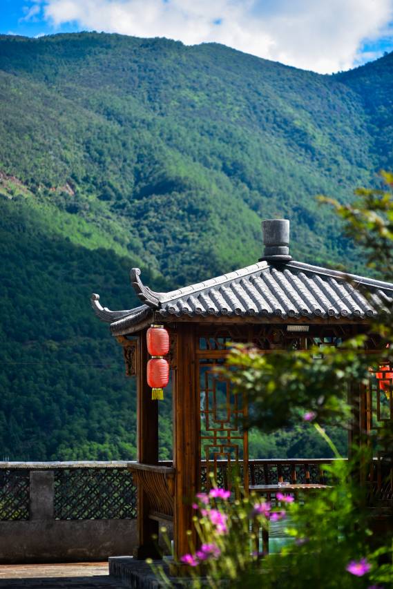 远方的家.半山云宿(鸡足山店)图片