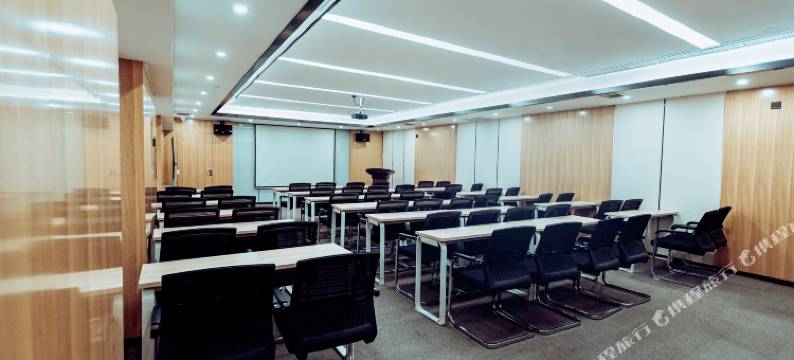 延安百米大道宝塔山亚朵酒店图片