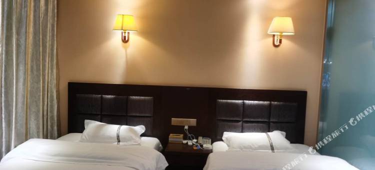 阿拉善左旗漠北牧歌酒店图片