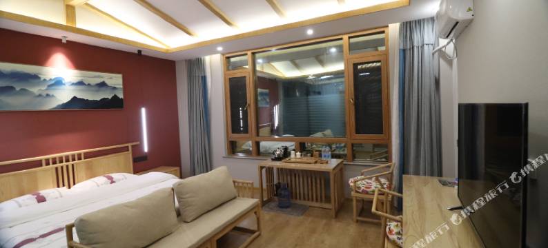 弥渡喜颜艺术民宿酒店(好来世纪广场店)图片