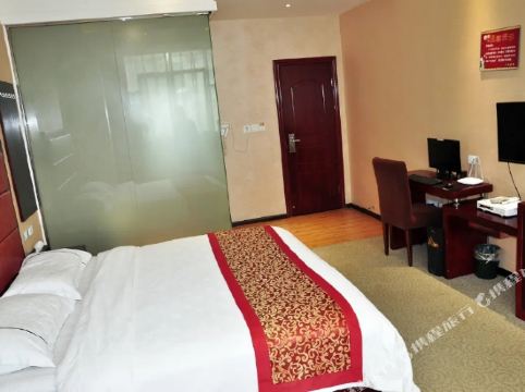 织金7天宾馆    分(4条点评) 118起距离419米立即预订