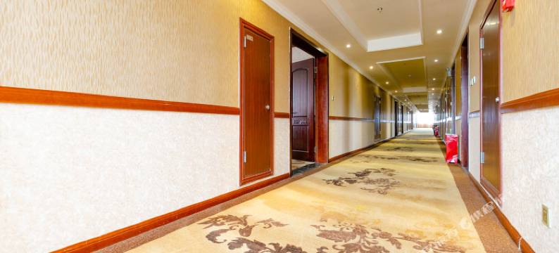 稻城明宇丽雅阳光温泉酒店图片