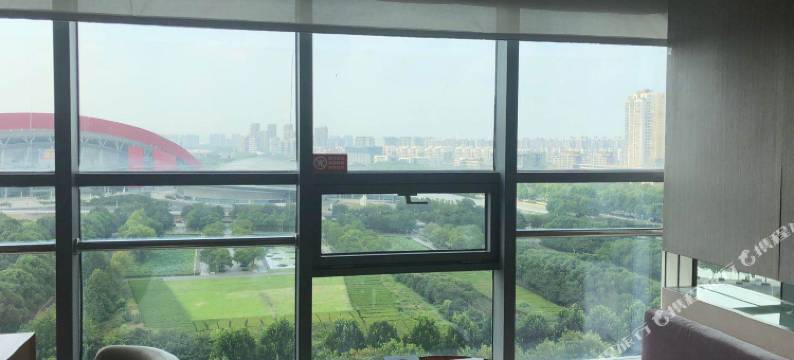 南京奥体雨润中央公馆服务公寓图片