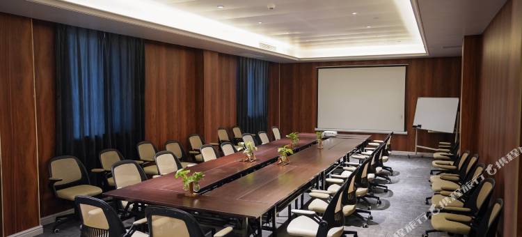 白玉兰酒店(宜兴客运站团氿风景区店)图片